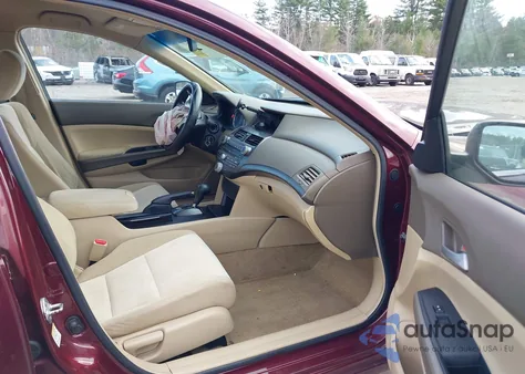 2008 Honda Accord 2.4 Lx из США, поврежденный, VIN 1HGCP26318A145786